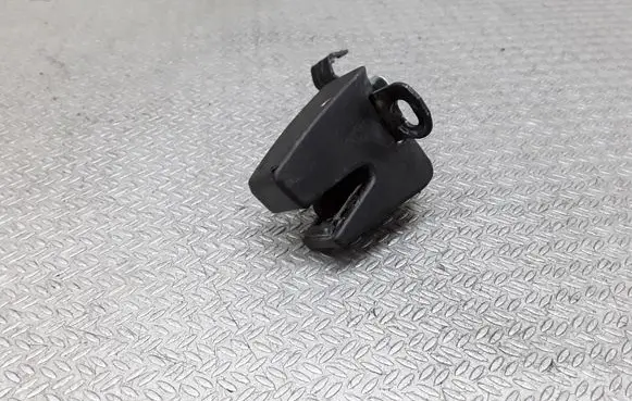 Loading door lock