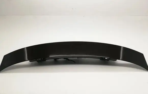 Tailgate/trunk spoiler