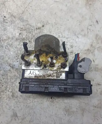 Toyota Corolla E120 E130 ABS Pump 8954113040 4451013070