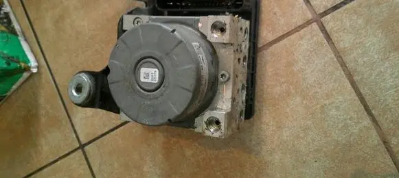 Ford Edge II ABS Pump E1GC2C405BK 25022007384 A141253020