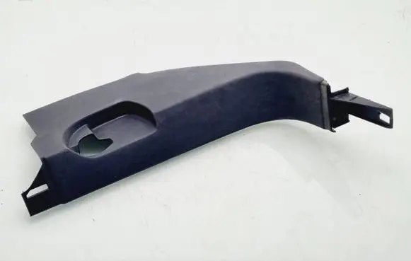 Volkswagen Touareg I Foot area side trim 7L0863483F