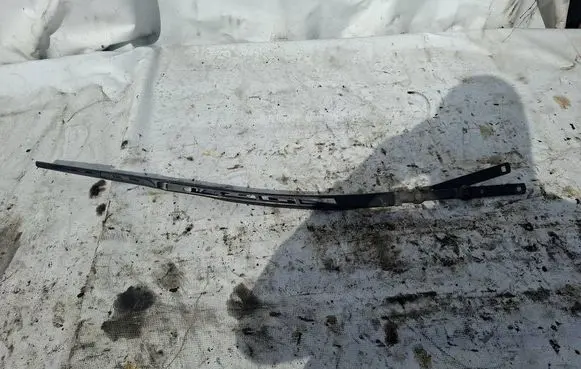 Audi Q7 4L Front wiper blade arm 178830