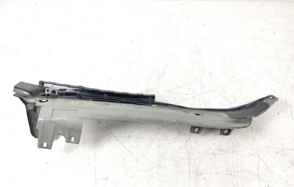 Audi Q7 4L Fender mounting bracket 4L0805175 1910