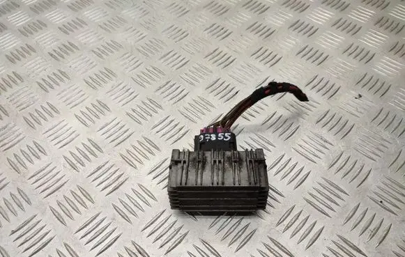 Opel Signum Glow plug pre-heat relay 55354141 51299018A