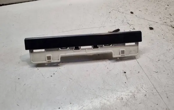 Volkswagen Touareg I Parking PDC sensor display screen 7L6919473G 102418103