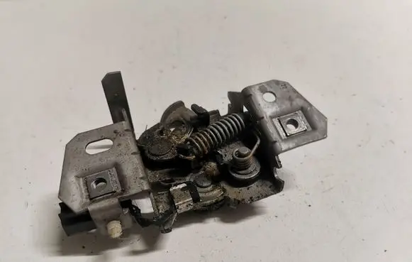 Volvo S40 Engine bonnet/hood lock/catch