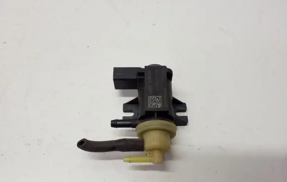 Volkswagen Jetta VI Turbo solenoid valve 1K0906627B