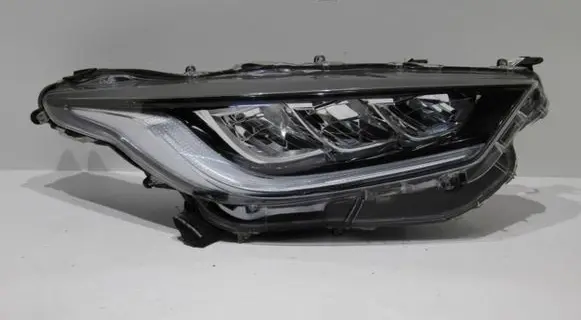 Toyota Yaris XP210 Headlight/headlamp