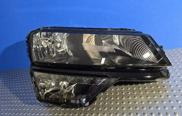 Skoda Karoq Headlight/headlamp 57B941016A
