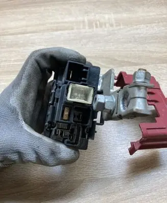 Toyota Prius (XW20) Battery relay fuse 1798GA1