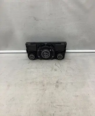 Peugeot 308 Climate control unit 96718462XT