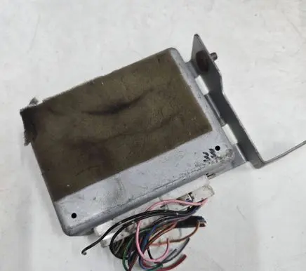 Mazda 323 ABS control unit/module BG1P67650 2053347 6J28A