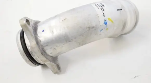 Audi A5 Engine coolant pipe/hose 06M121137M