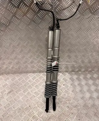 BMW 5 F10 F11 Tailgate strut DOBMW5F10F11