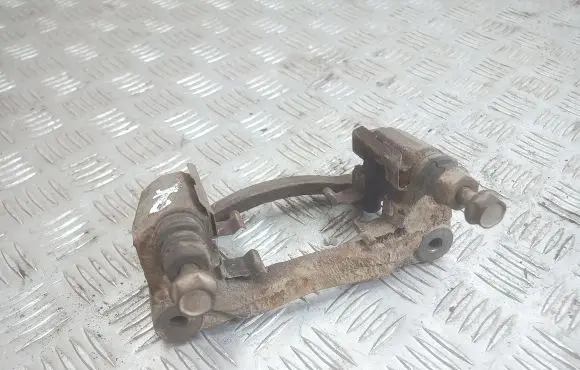 Mazda MPV II LW Brake caliper pad carrier rear 
