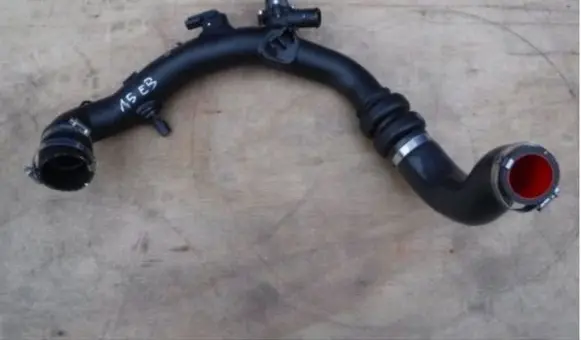 Intercooler hose/pipe