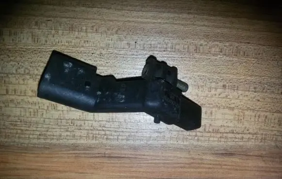 Audi A3 S3 8L Crankshaft position sensor 045906433a