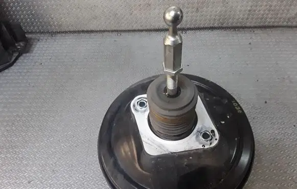 Audi A6 S6 C6 4F Brake booster 4F0612105G