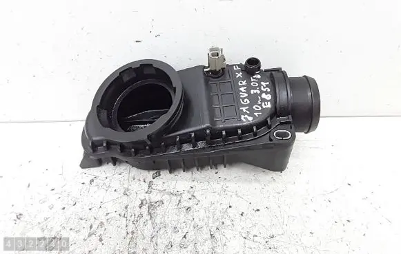 Jaguar XF Air intake hose/pipe 4R8Q6K770AE