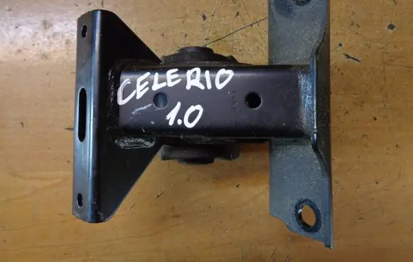 Suzuki Celerio Engine mount bracket H94V18AV