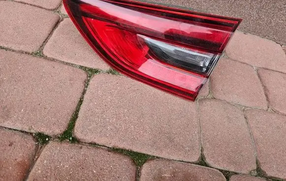Opel Insignia B Tailgate rear/tail lights YR00149280