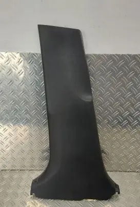 Toyota Yaris (B) pillar trim (bottom) 624140D190 624140D200