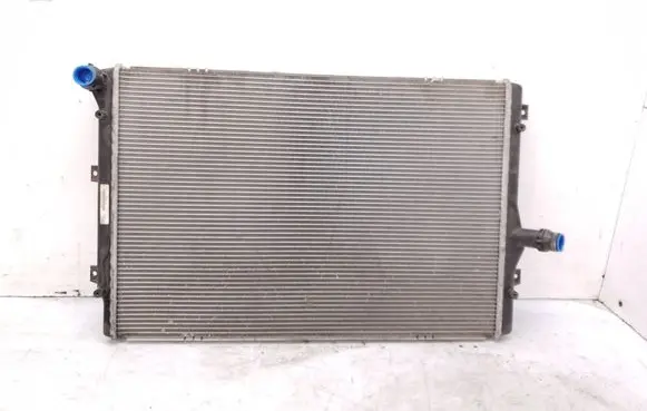 Volkswagen PASSAT B7 Coolant radiator 3C0121253AR