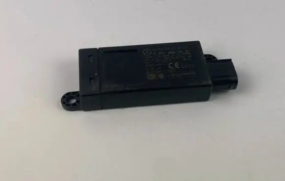Mercedes-Benz C W205 Keyless (KESSY) go control unit/module A2179057001