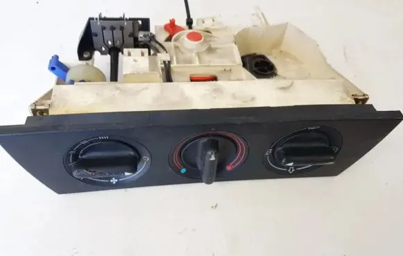 Audi A6 S6 C4 4A Climate control unit