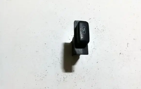Nissan Primera Air conditioning (A/C) switch 54353790