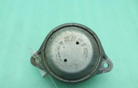 Porsche 911 996 Engine mount bracket 99337504905 98637504900