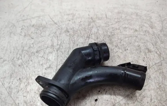 Land Rover Discovery Sport Engine coolant pipe/hose G4D38A512CB