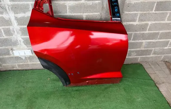 Nissan Juke II F16 Rear door
