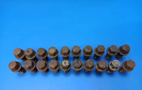 Mercedes-Benz E W211 Nuts/bolts M14X15X50