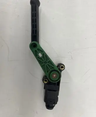 Volkswagen Golf VIII Headlight/headlamp level sensor 5Q0907503