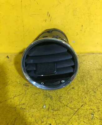 Peugeot 308 Dash center air vent grill 9658515377