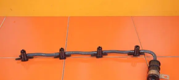 Renault Trafic II (X83) Fuel line pipe PRZELEWY M9R782 27XZ1