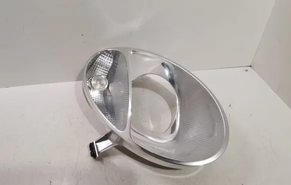 Mercedes-Benz E W211 Headlight part 15940900