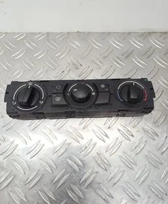 BMW 1 E81 E87 Climate control unit 9147297 070041588 A2C53246368