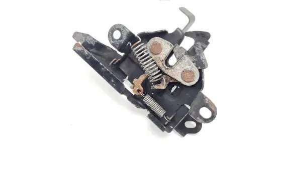 Toyota Prius (XW50) Engine bonnet/hood lock/catch