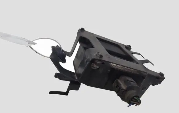 Volkswagen Golf V Turbo solenoid valve 6Q0906625