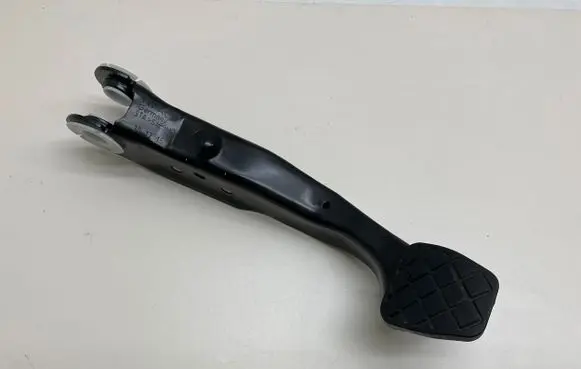 Volkswagen Golf VII Brake pedal 5Q1721143A 5Q0721173