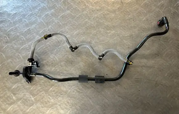 Nissan X-Trail T32 Fuel return line/hose 130C20393R