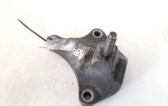 Ford Fiesta Engine mounting bracket 2s617m125ac 2s617m125