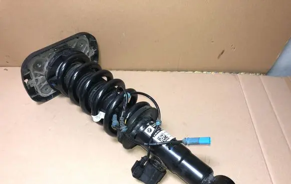 BMW X5 G05 Rear shock absorber/damper 6869026 16997810 52400014712