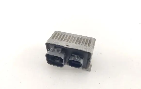 Opel Insignia A Glow plug pre-heat relay 55572812