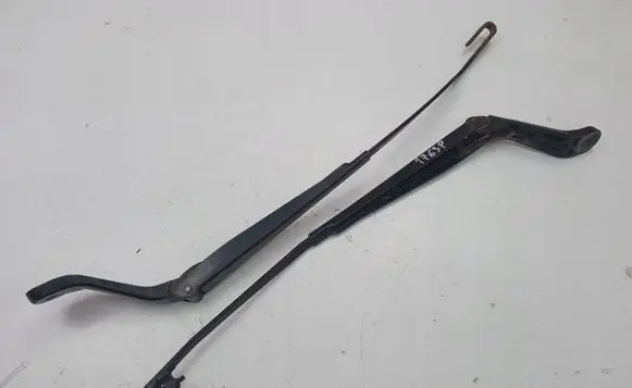 Volkswagen Sharan Front wiper blade arm