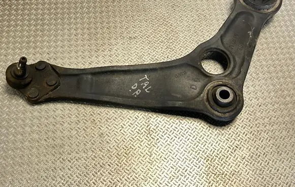 Front lower control arm/wishbone
