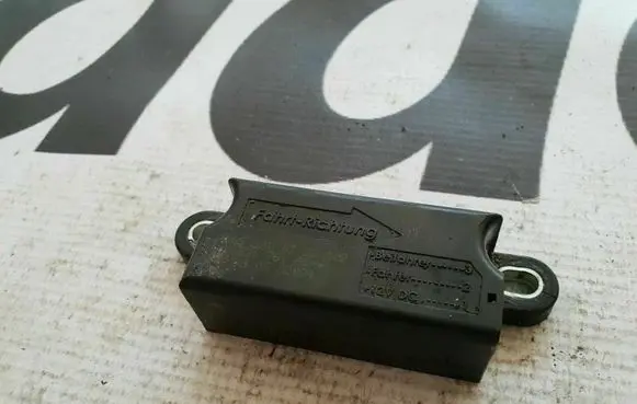 Mercedes-Benz CLS C219 Airbag deployment crash/impact sensor A0038200726 0038200726