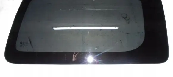 Hummer H3 Rear side window
